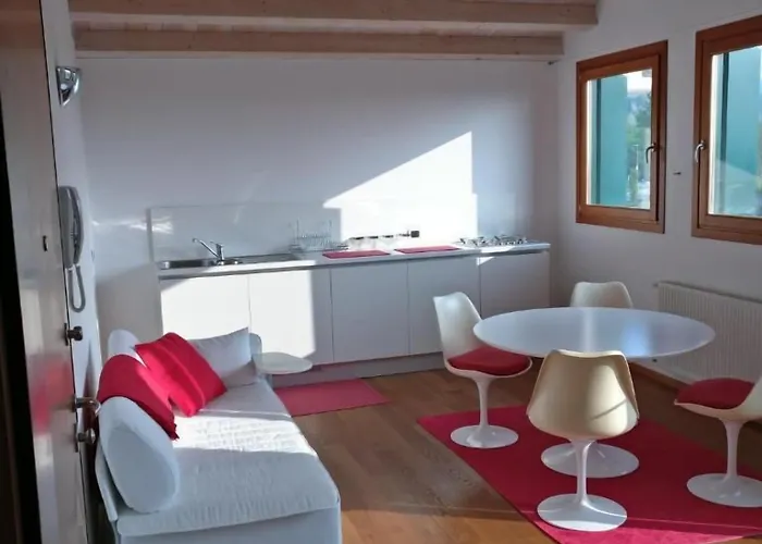 Oleaclub Locazione Turistica Affittacamere 3*